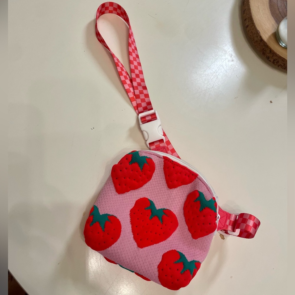 State Lorimer Kids Strawberries Fanny Pack